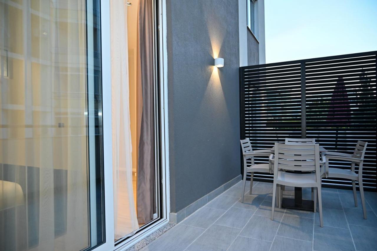 Hotel Vino Durrës Exterior foto